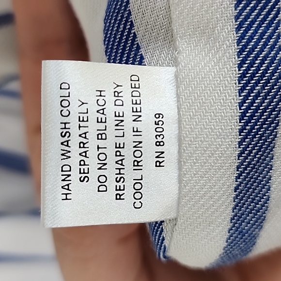 DREW Top with Bowtie Back NWT - Size MEDIUM - Picture 8 of 11